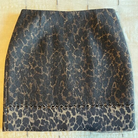 Elie Tahari Dresses & Skirts - Elie Tahari Animal Print Mini Skirt | Size US 2